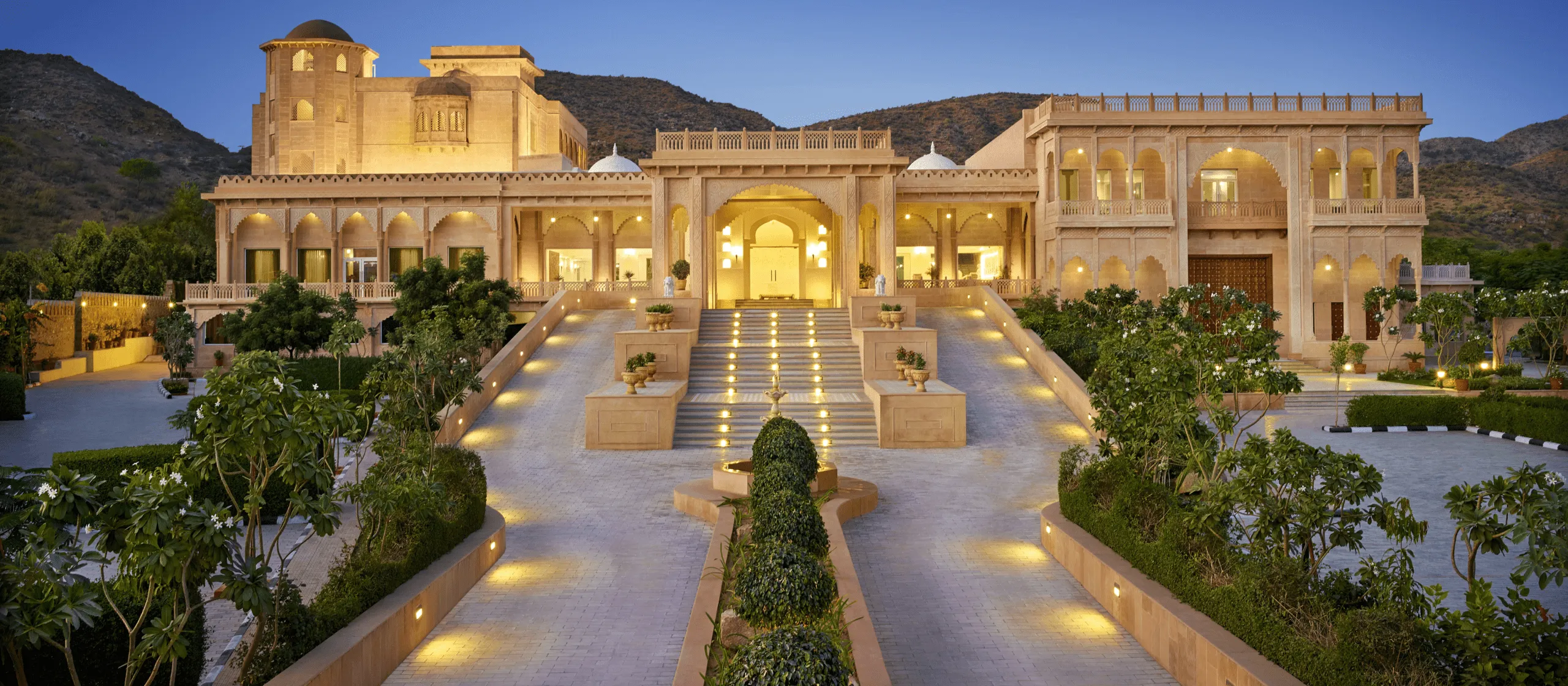 Royal Rajasthan with Taj Mahal