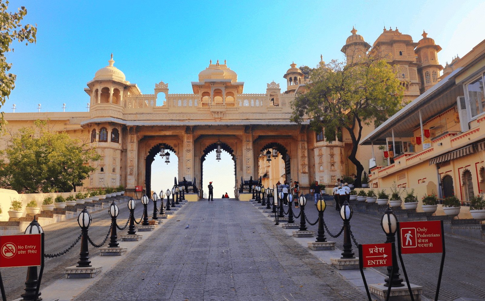 Rajasthan Forts & Palaces Tour