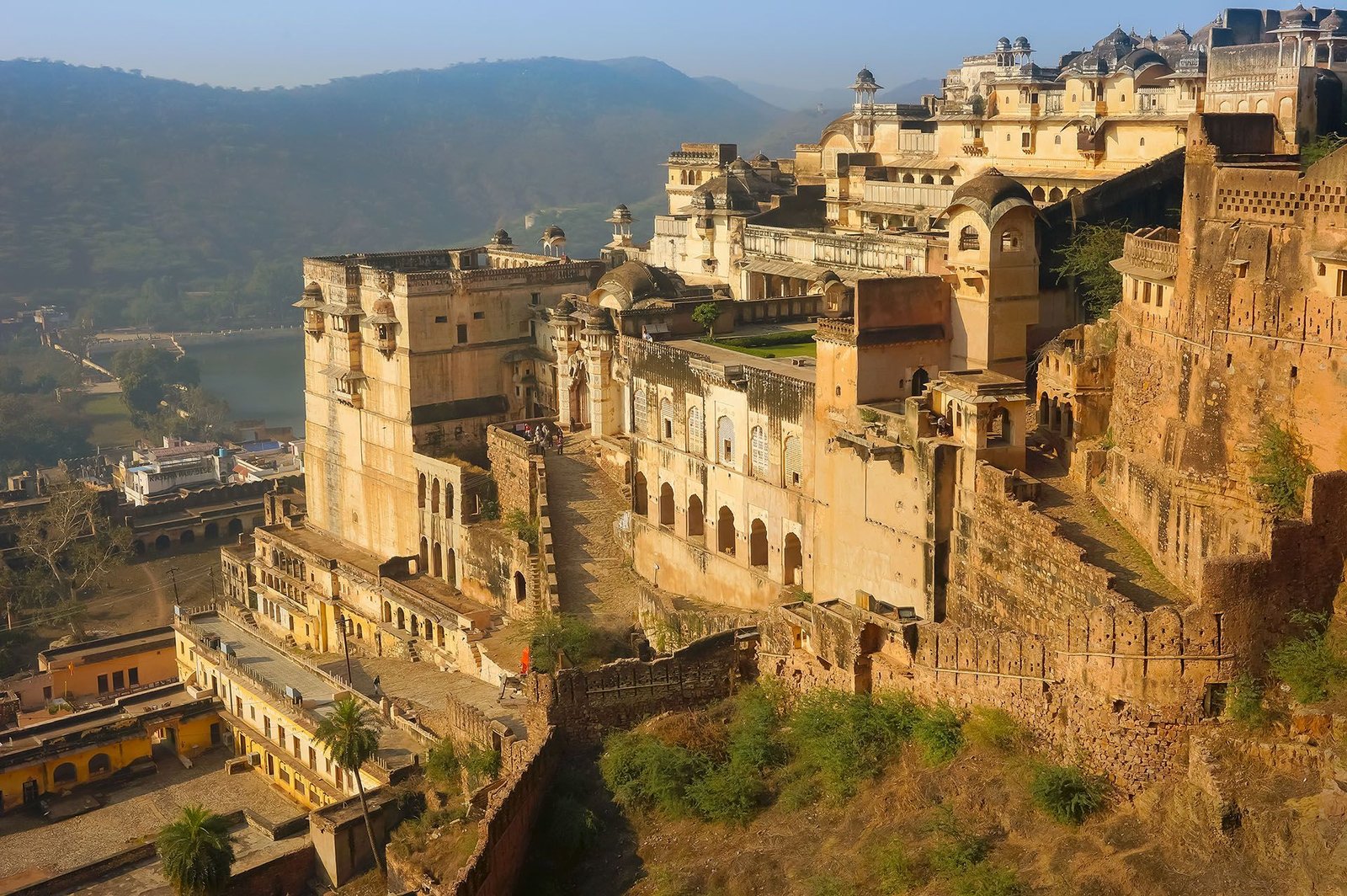 09 Udaipur Chittorgarh Pushkar Jaipur Agra Delhi Tour